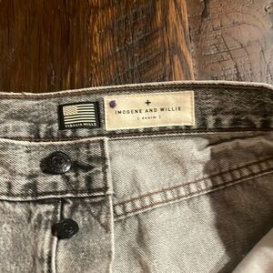 Imogene and Willie gray Harper Jean size 31